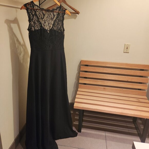 Evening Gown - Picture 4 of 6